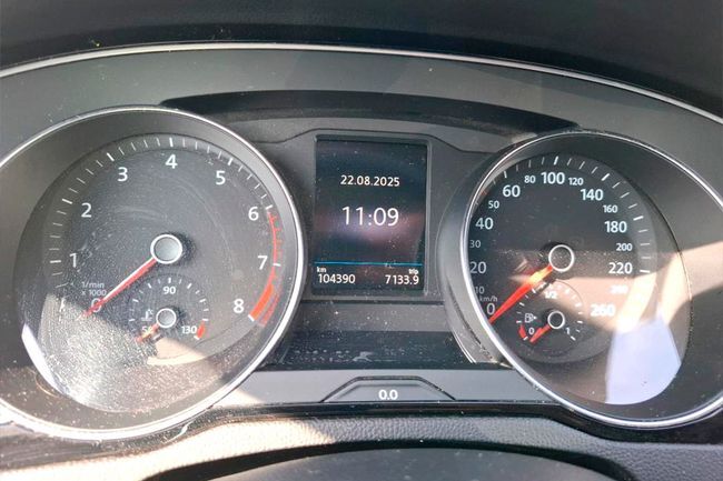 Foto del VOLKSWAGEN Passat Variant 1.5 TSI Business 110kW