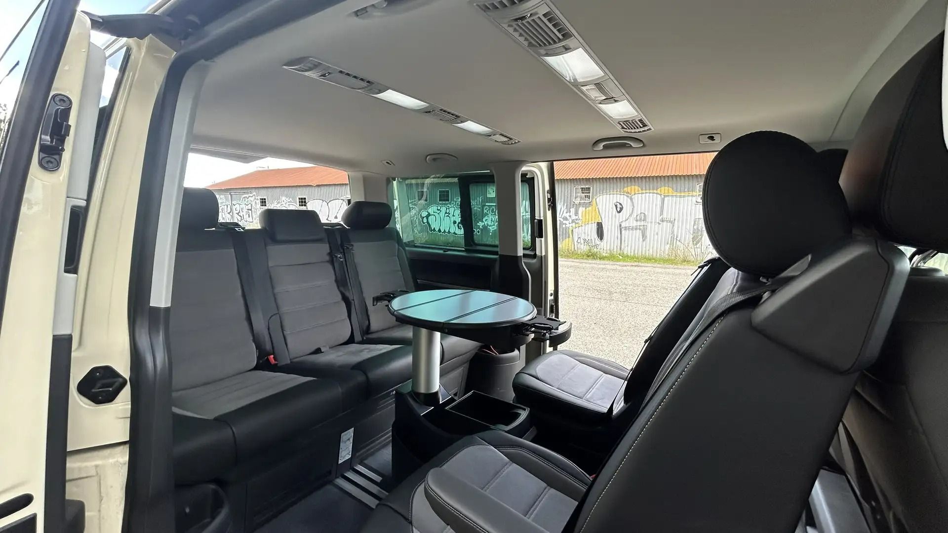 Foto del VOLKSWAGEN Multivan 2.0TDI SCR BMT Origin 110kW