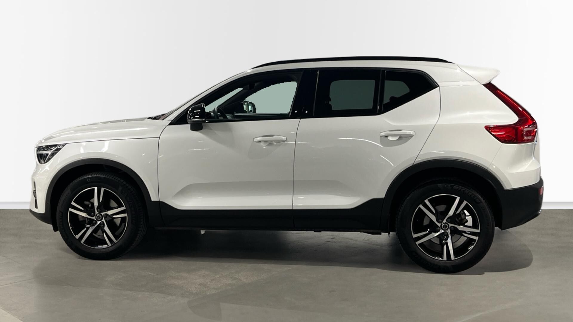 Foto del VOLVO XC40 B3 Plus Aut.