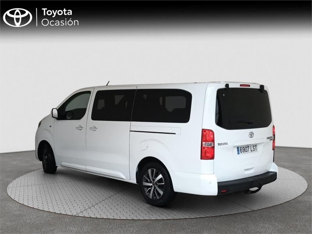 Foto del TOYOTA Proace Verso Proace Family L2 2.0D 8pl. Advance 140