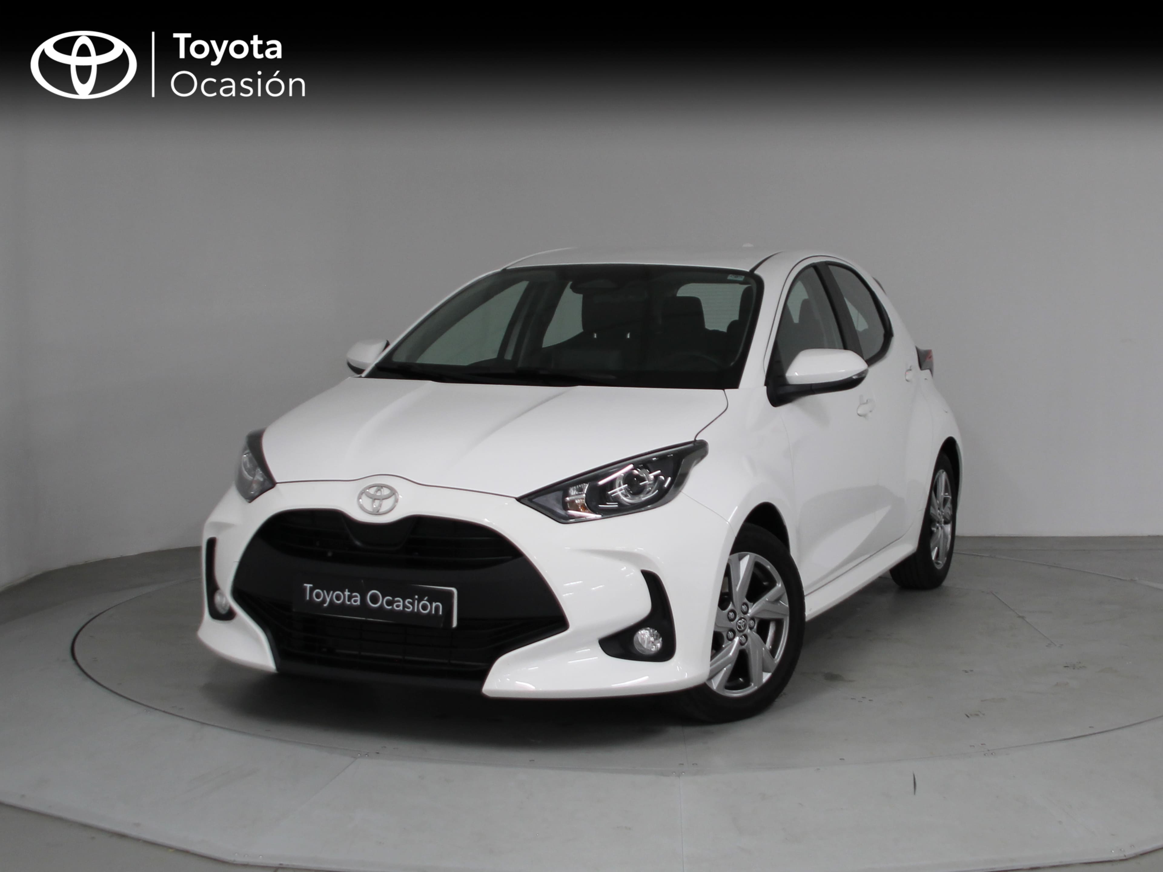 TOYOTA Yaris (1.5 120H Active Plus) en Barcelona