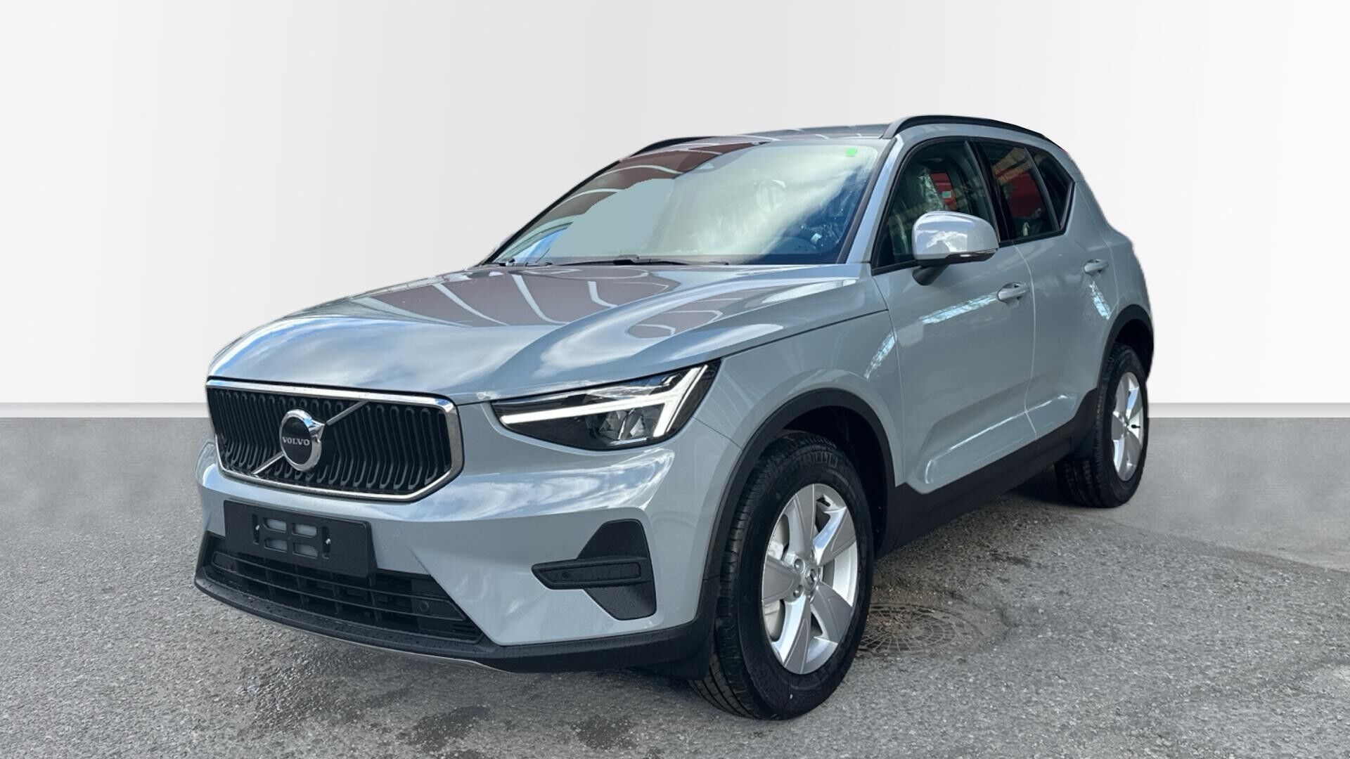 VOLVO XC40 (2.0 B3 MHEV ESSENTIAL DCT 163 5P) en Rioja, La