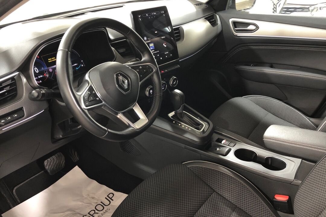 Foto del RENAULT Arkana 1.6 E-Tech Zen 105kW
