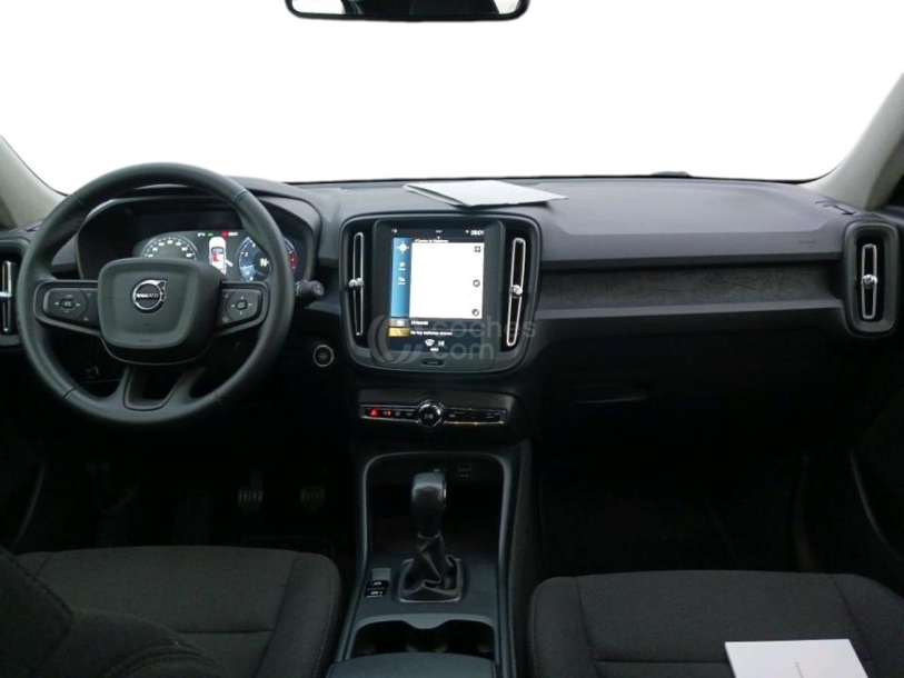 Foto del VOLVO XC40 T2 Momentum Core