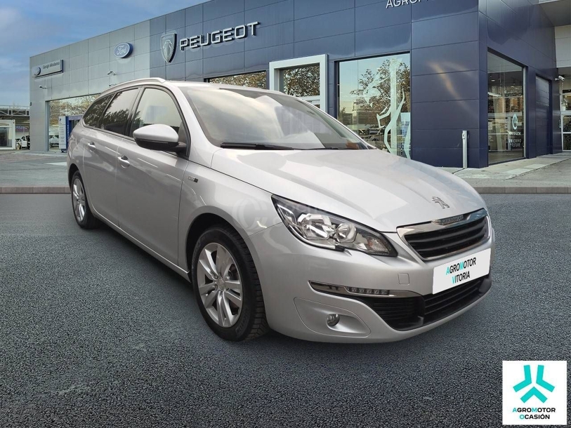 Foto del PEUGEOT 308 SW 1.2 PureTech S&S Style 130