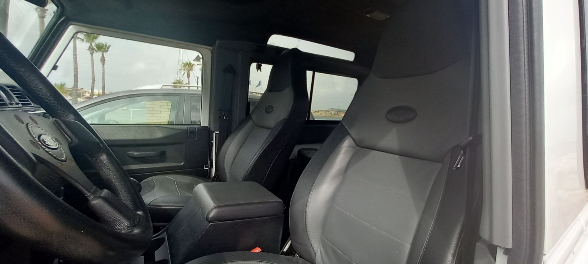 Foto del LAND ROVER Defender 90 SW SE