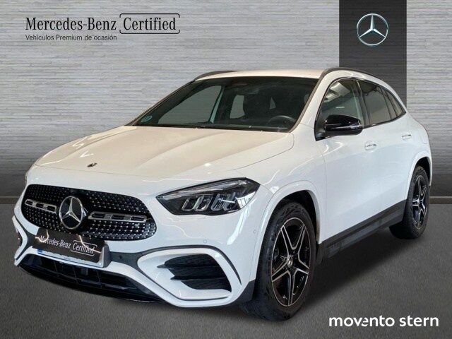 MERCEDES Clase GLA (200 D 110 kW (150 CV)) en Barcelona