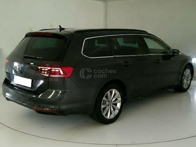 Foto del VOLKSWAGEN Passat Variant 2.0TDI EVO Executive DGS7 110kW