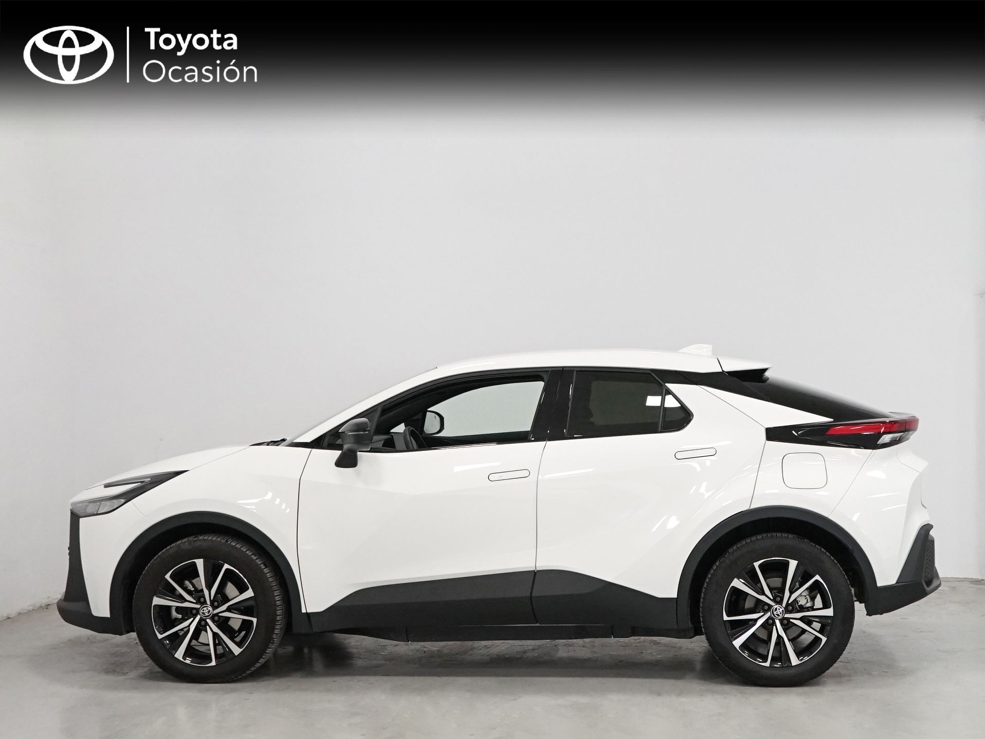 Foto del TOYOTA C-HR 220PH Advance