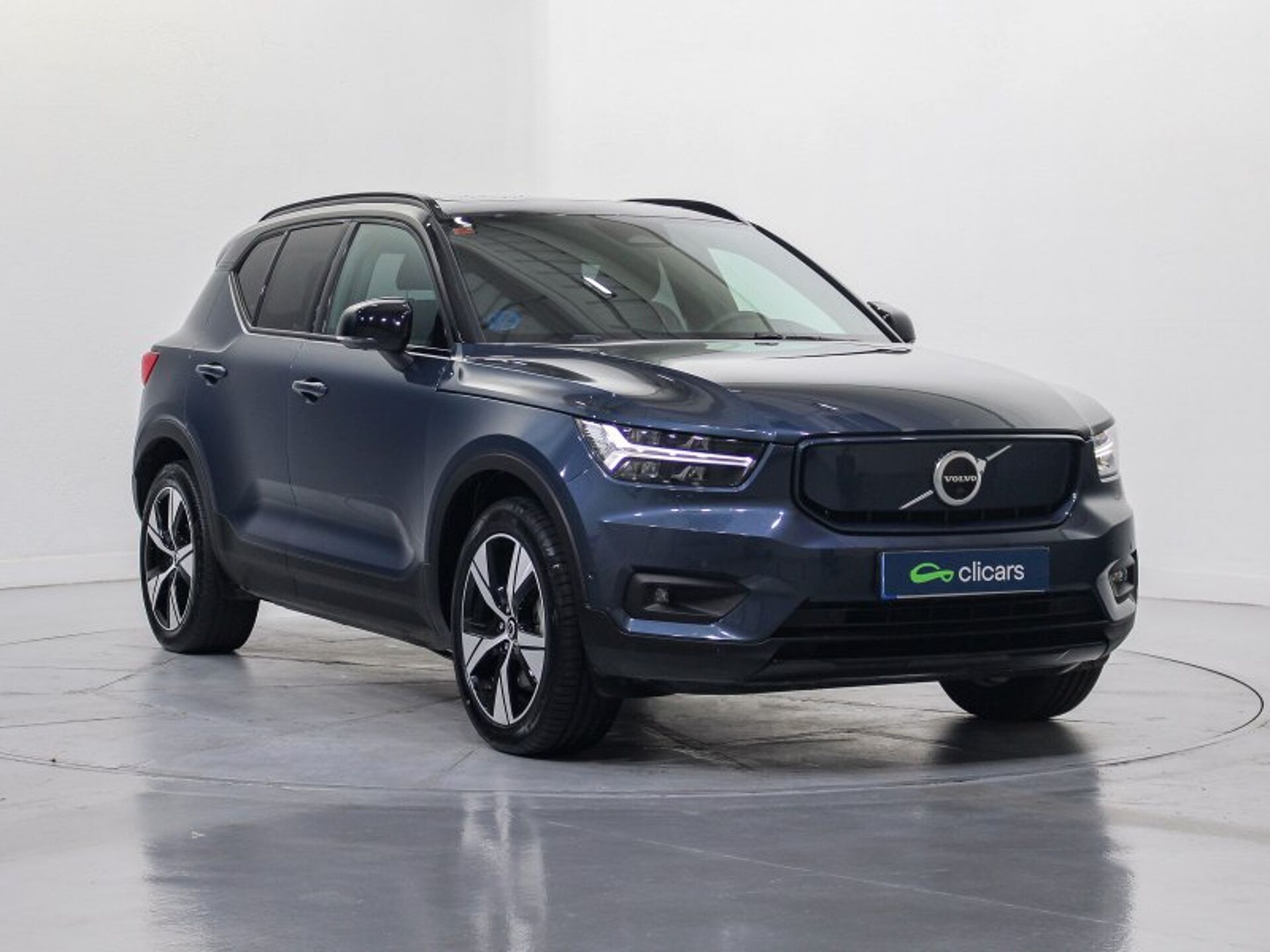 Imagen 3 de VOLVO XC40