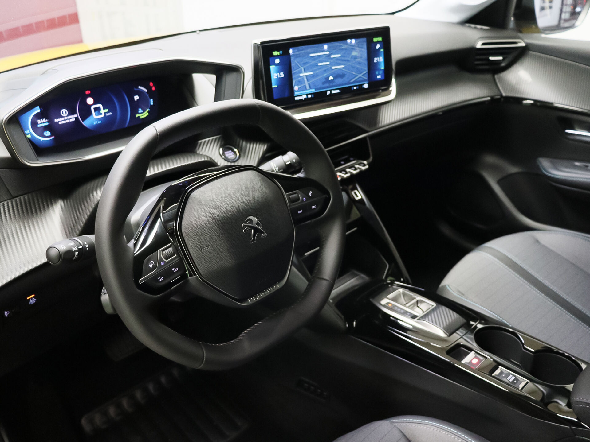 Imagen 3 de PEUGEOT 208