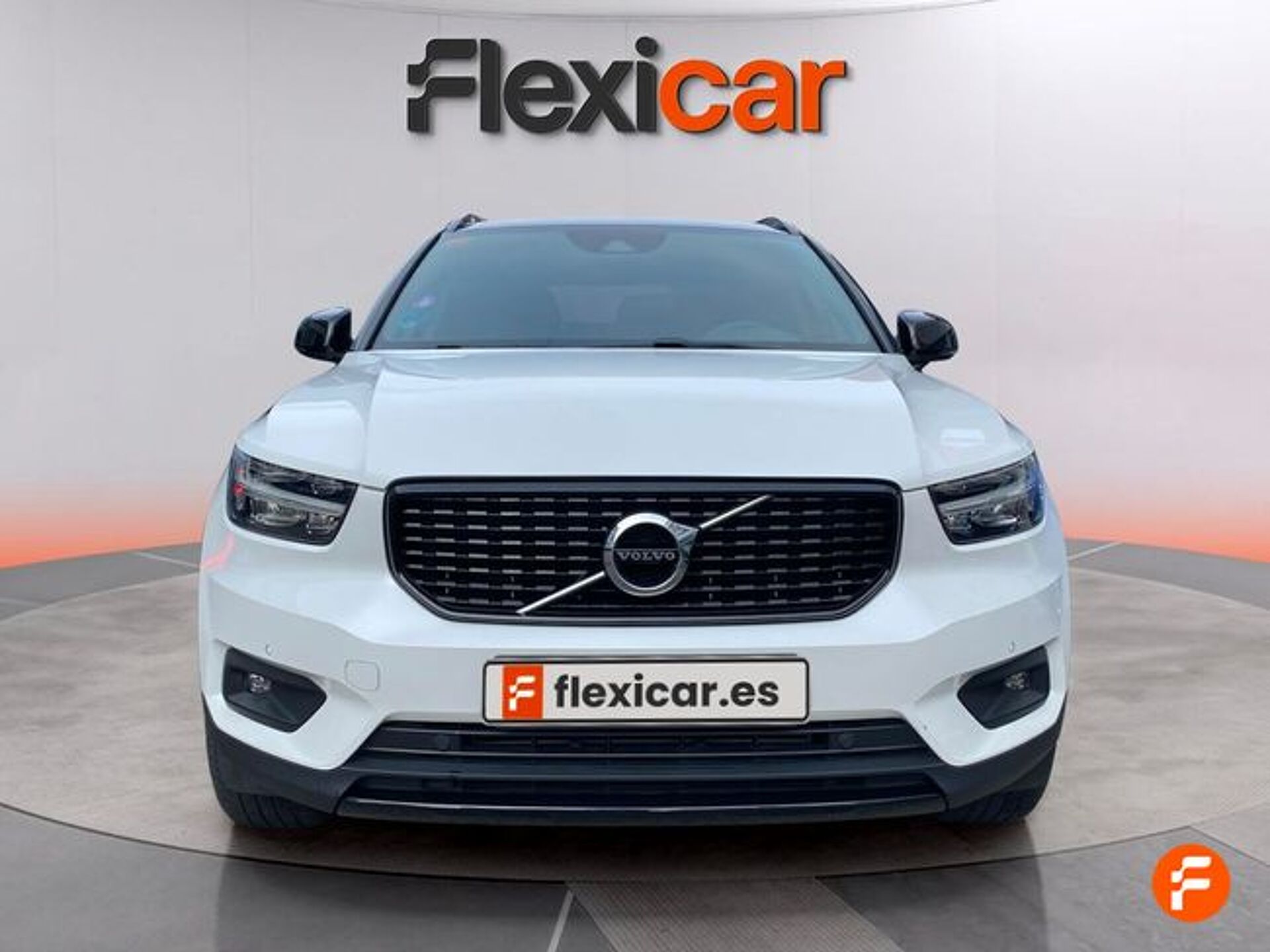 Imagen 2 de VOLVO XC40