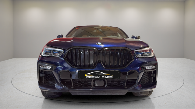 Foto del BMW X6 M50iA