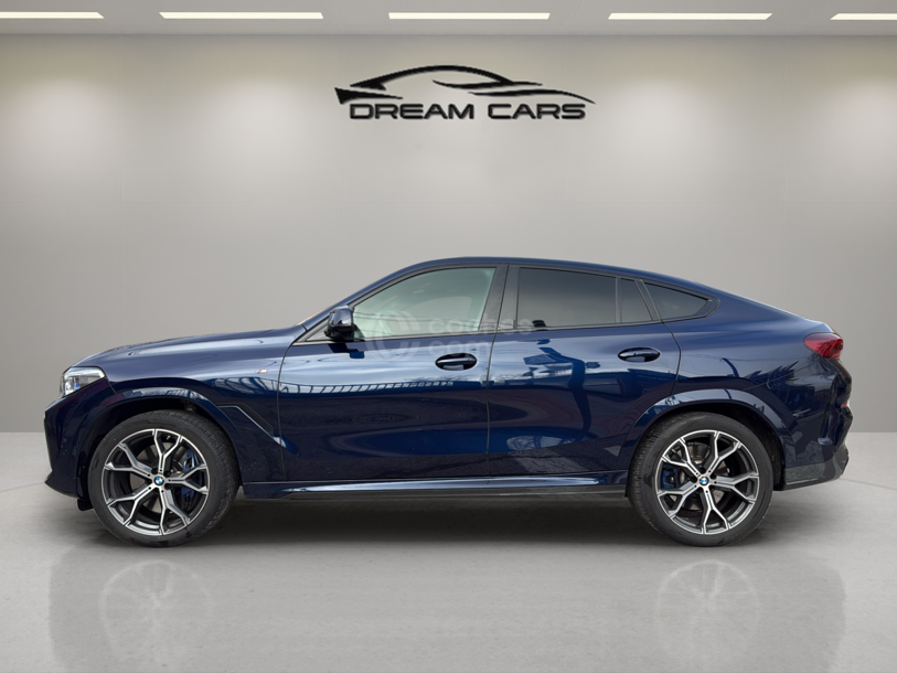 Foto del BMW X6 M50iA