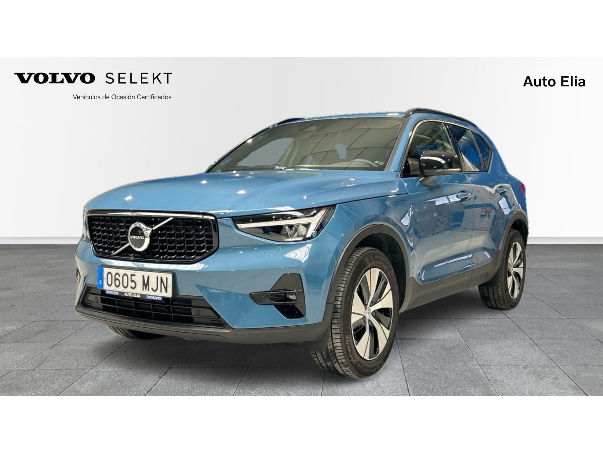 VOLVO XC40 (T4 PHEV Recharge Plus Dark Auto 155 kW (211 CV)) en Madrid
