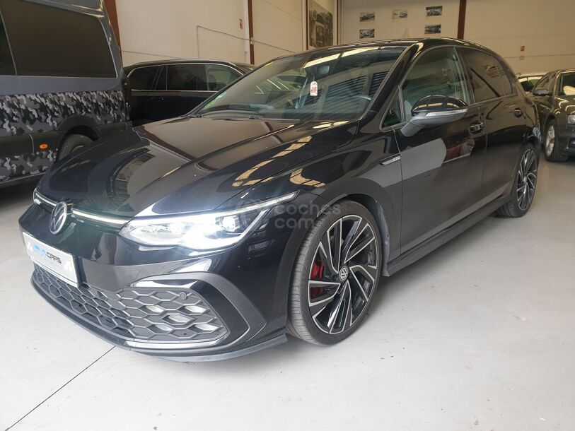 Foto del VOLKSWAGEN Golf 2.0TDI R-Line DSG 110kW