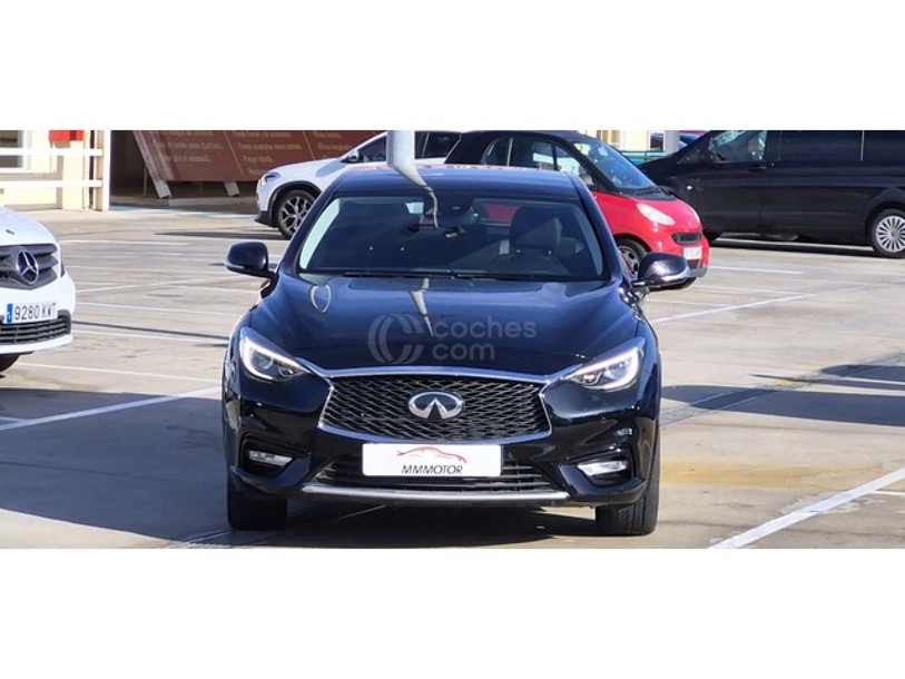 Foto del INFINITI Q30 1.6tc Premium 7DCT 156