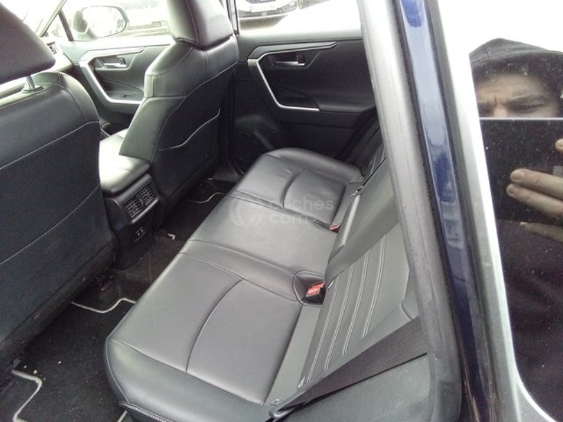 Foto del TOYOTA RAV-4 2.5 hybrid 4WD Advance