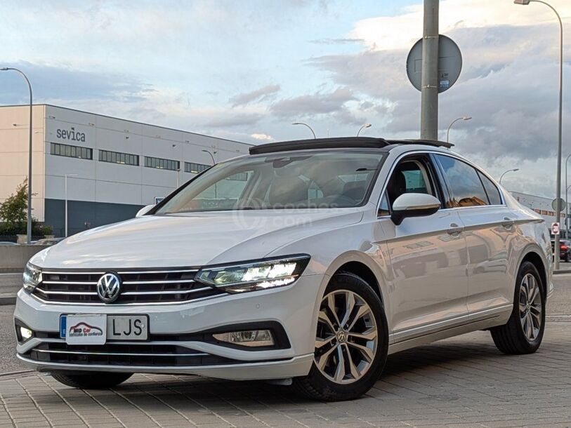 Foto del VOLKSWAGEN Passat 2.0TDI EVO Executive DSG7 110kW