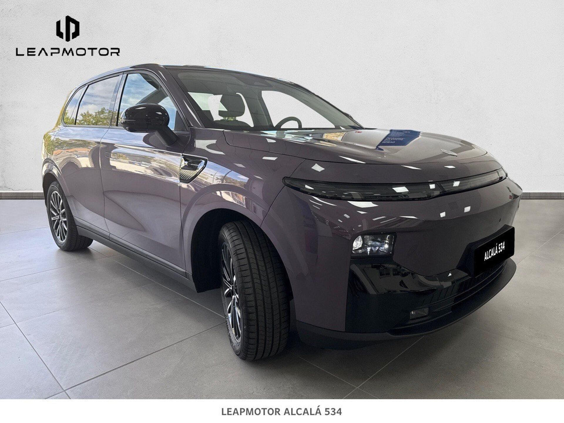 Imagen 3 de LEAPMOTOR B10