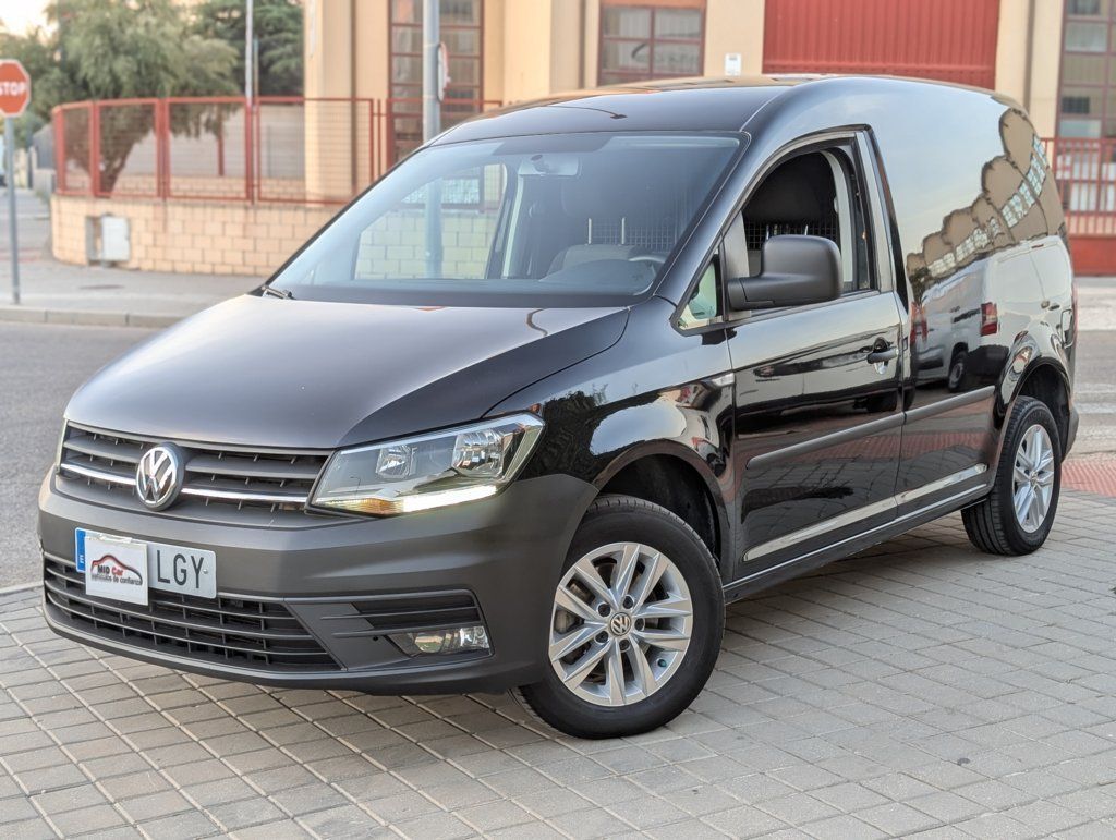 VOLKSWAGEN Caddy (Furgón 2.0TDI 90kW) en Madrid
