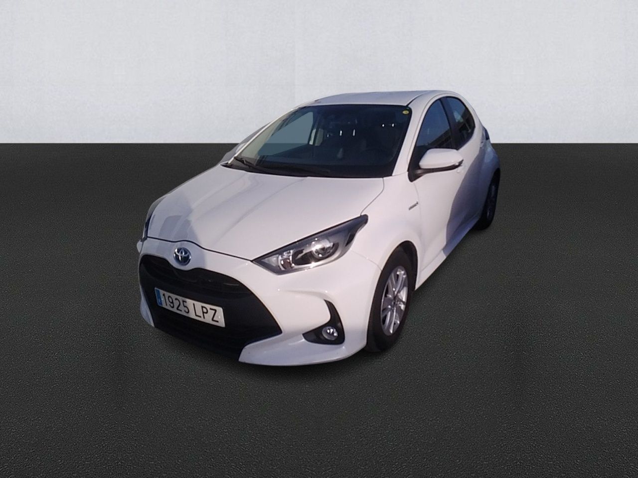TOYOTA Yaris (120H Active Tech 85 kW (116 CV)) en Madrid