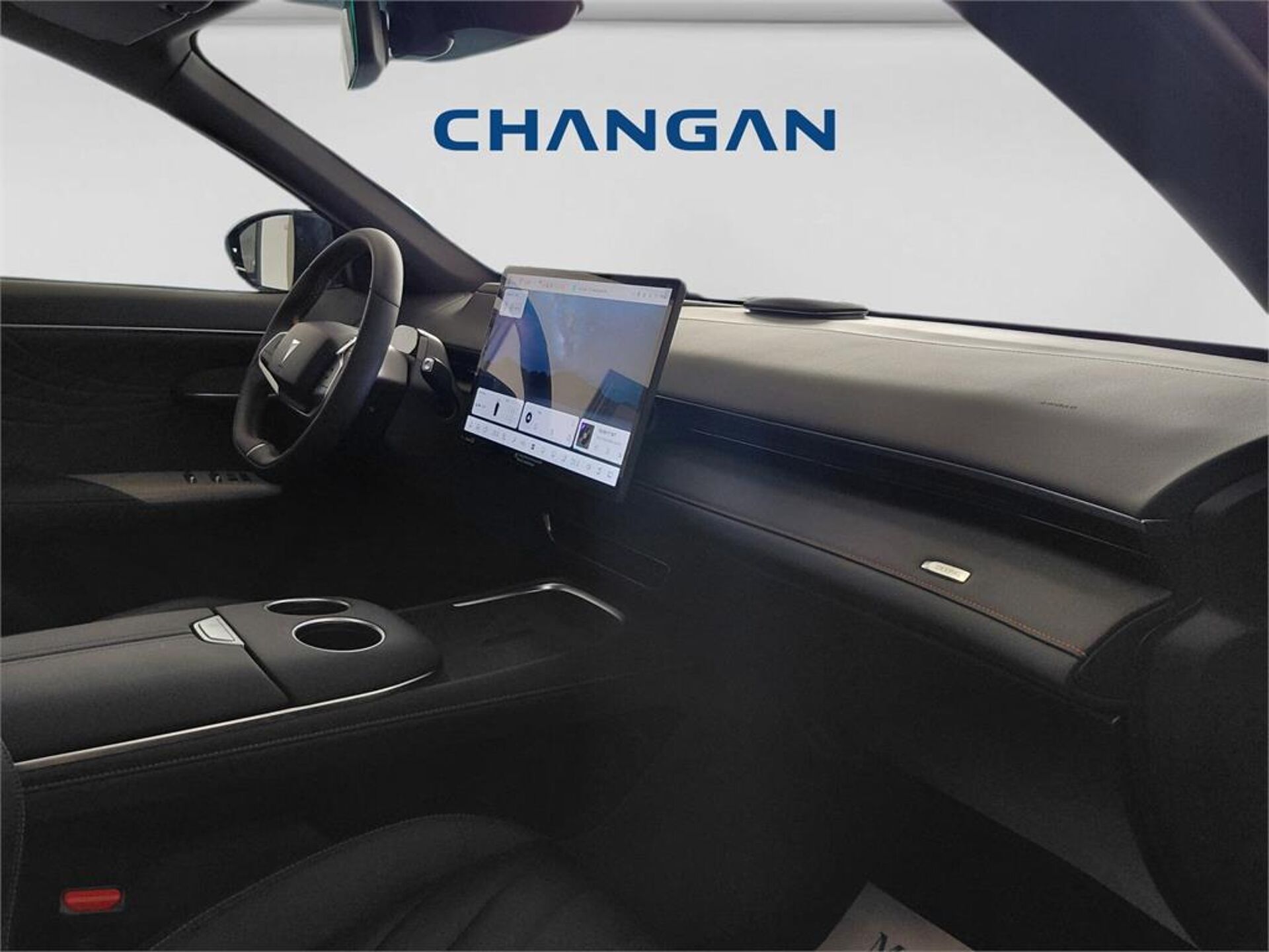 Imagen 3 de CHANGAN Deepal S07