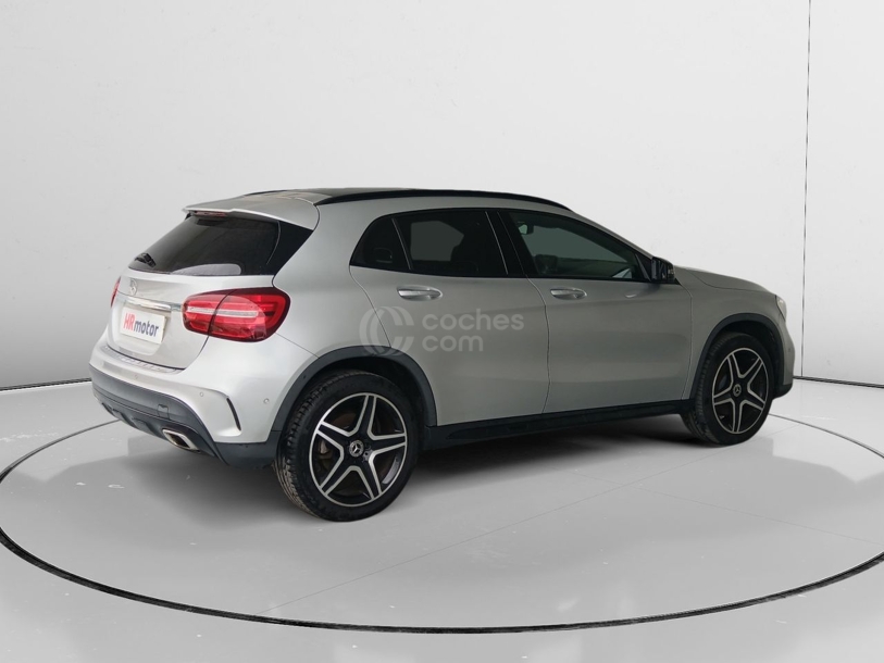 Foto del MERCEDES Clase GLA GLA 220d AMG Line 7G-DCT