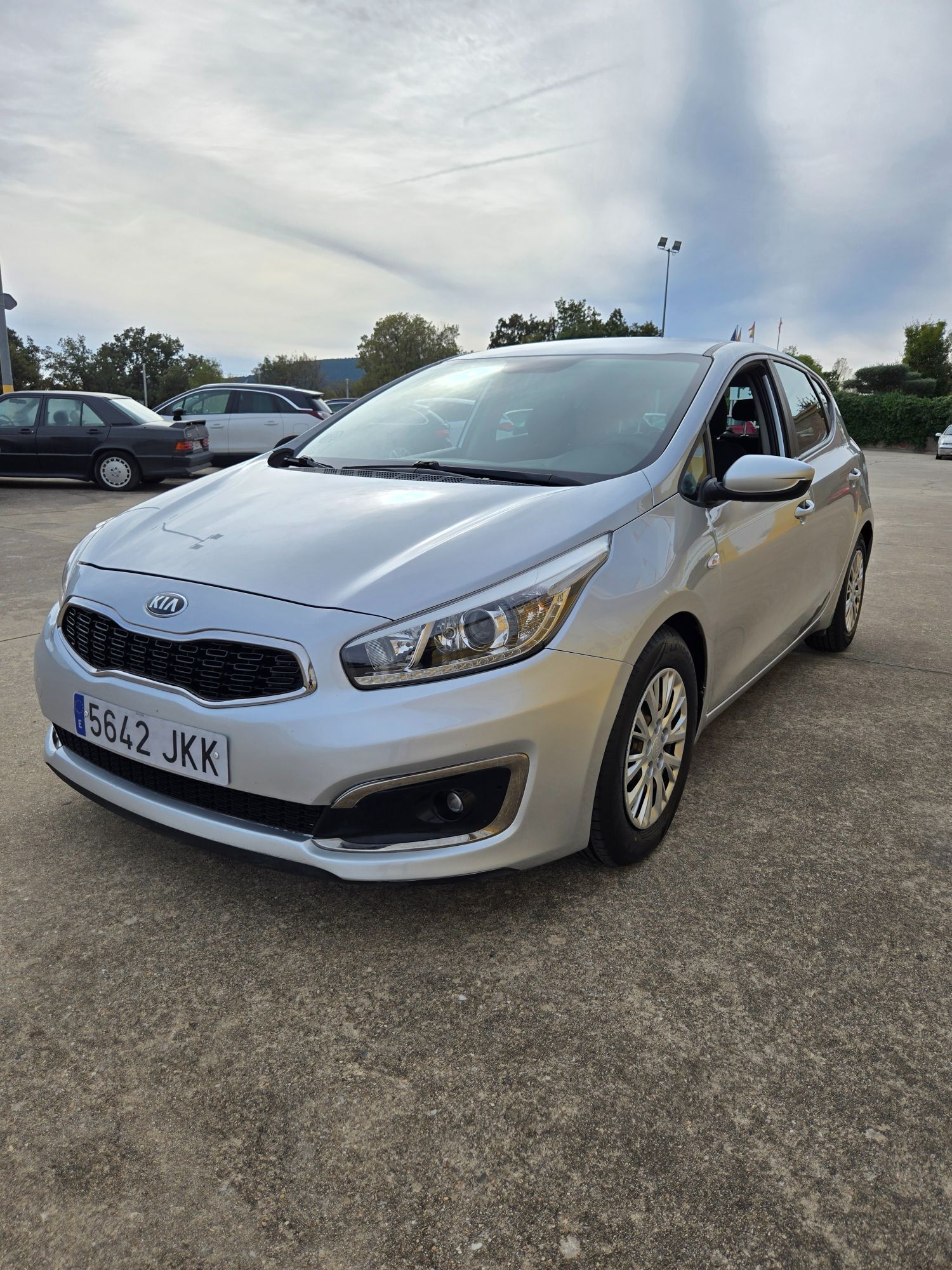 KIA Ceed (Cee´d 1.0 T-GDI Eco-Dynamics Concept 100) en Madrid