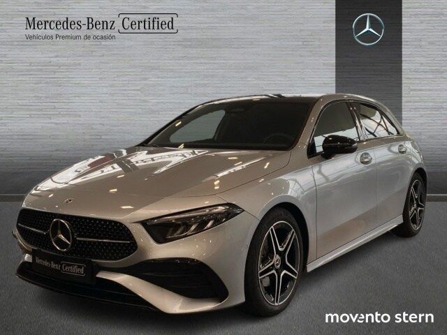 MERCEDES Clase A (180 100 kW (136 CV)) en Barcelona