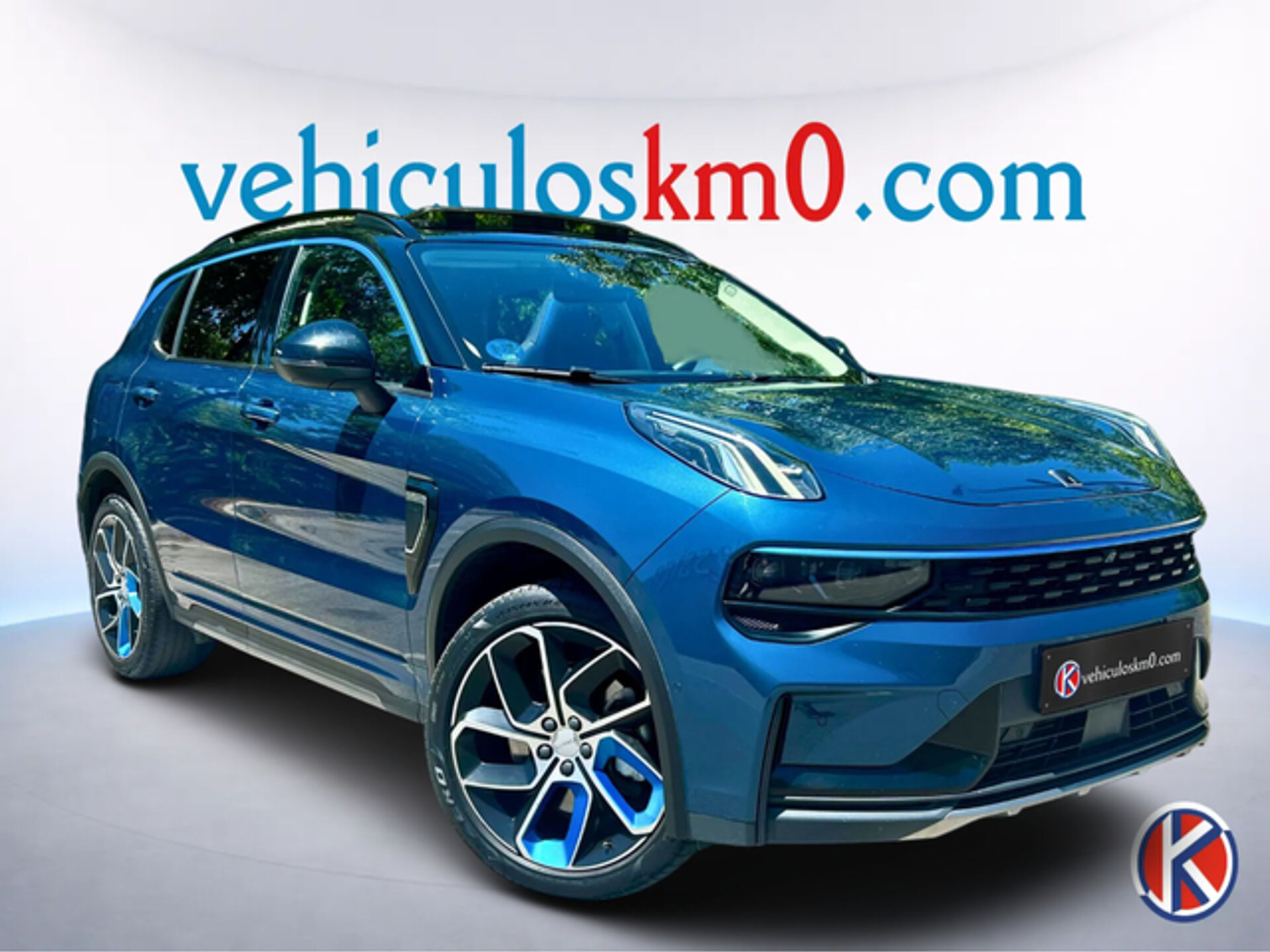 Imagen 3 de LYNK & CO 01