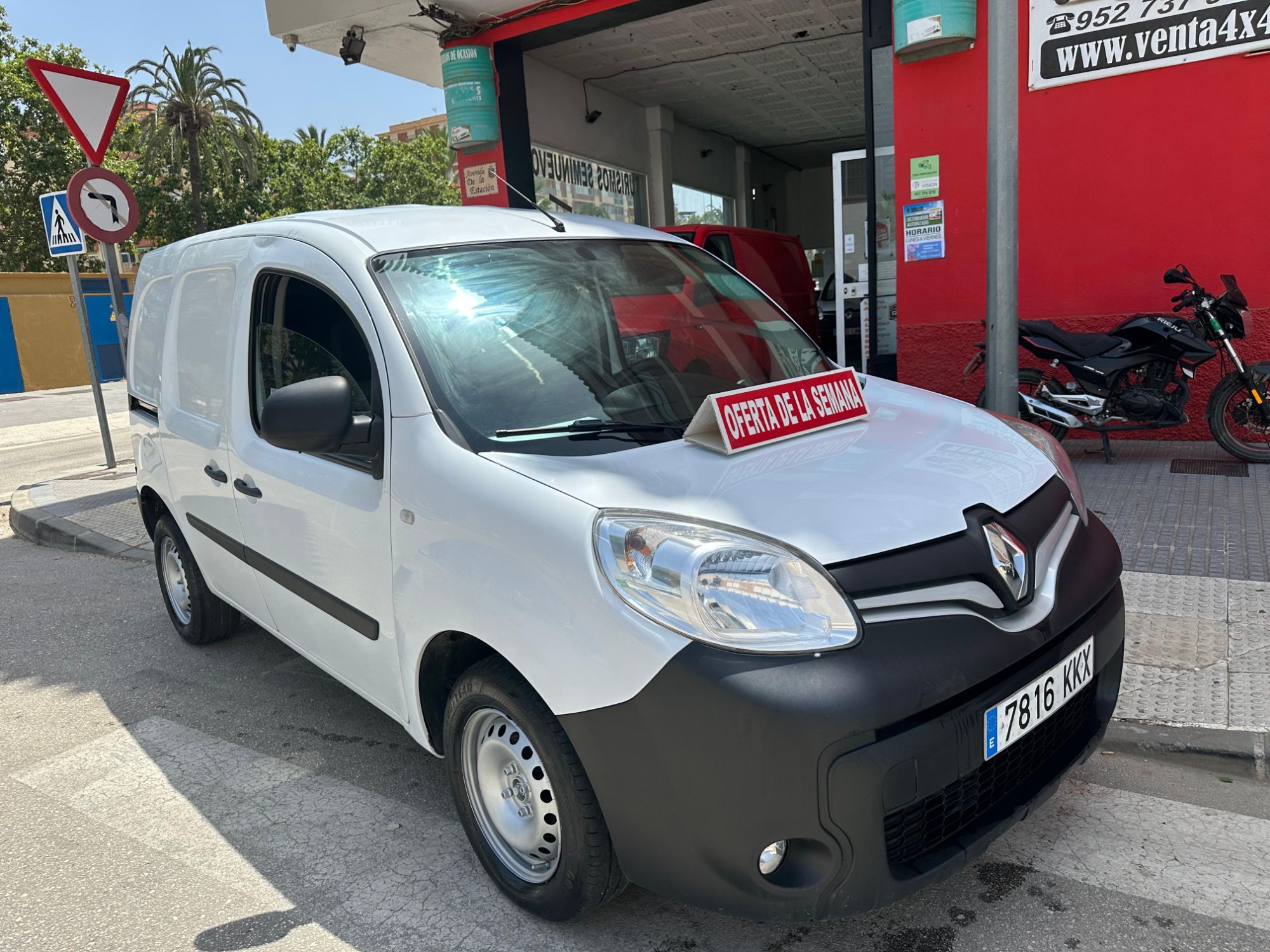 RENAULT Kangoo (Fg. 1.5dCi Profesional 55kW) en Málaga
