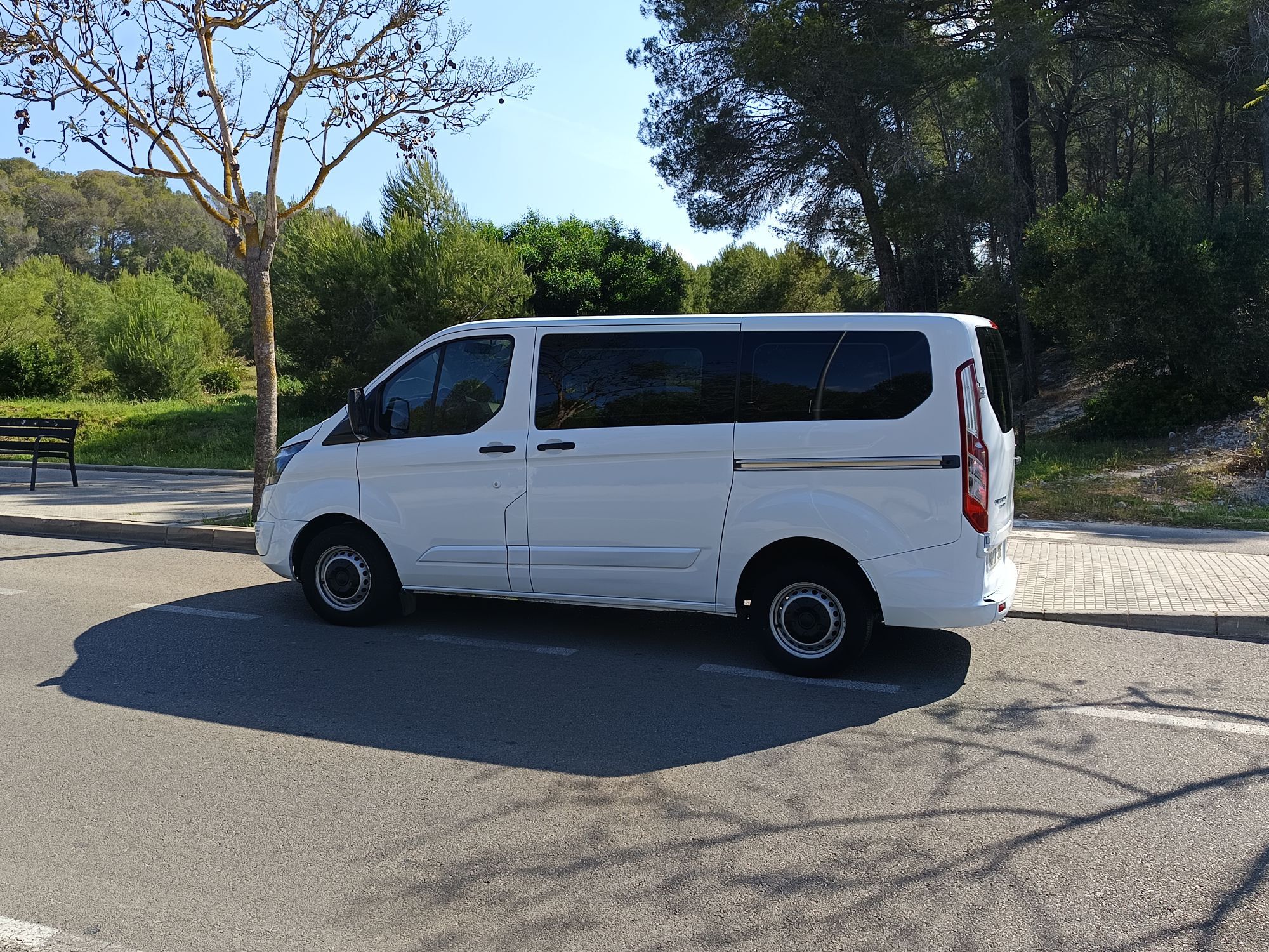 Foto del FORD Transit Custom FT 310 L1 Van Ambiente 105