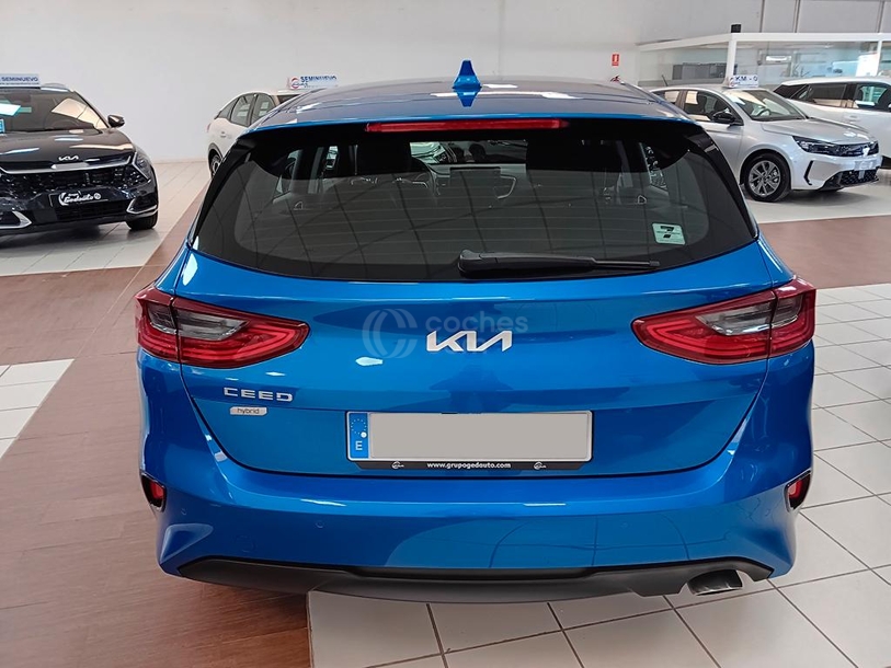 Foto del KIA Ceed 1.6 MHEV iMT Eco-Dynamics Drive 136