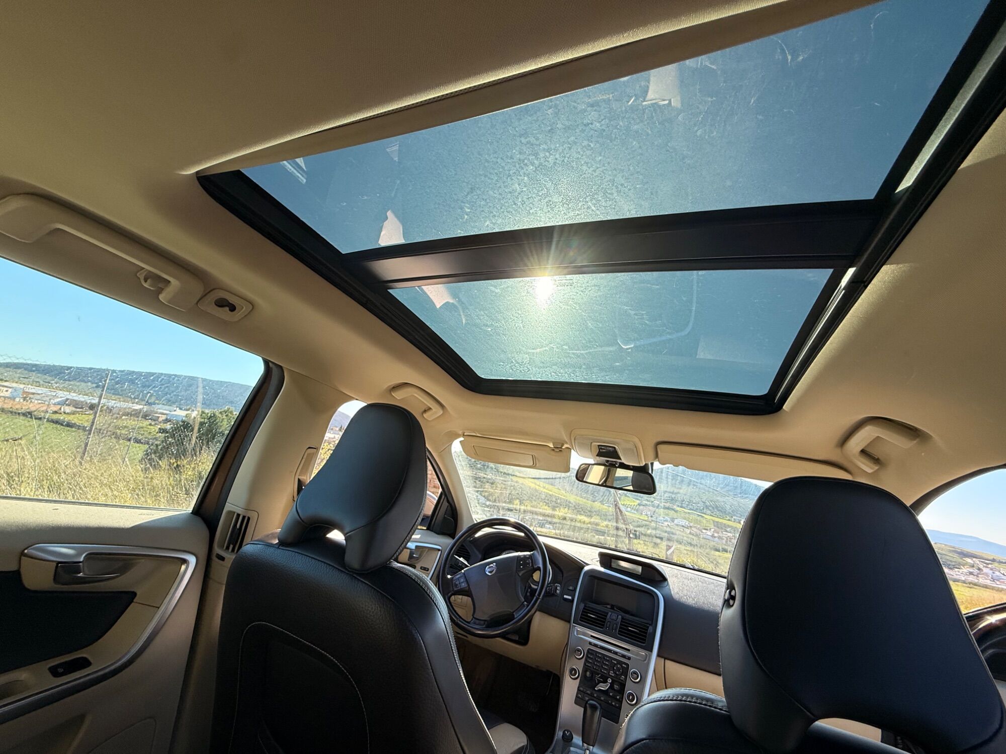 Foto del VOLVO XC60 2.4D Kinetic Aut.