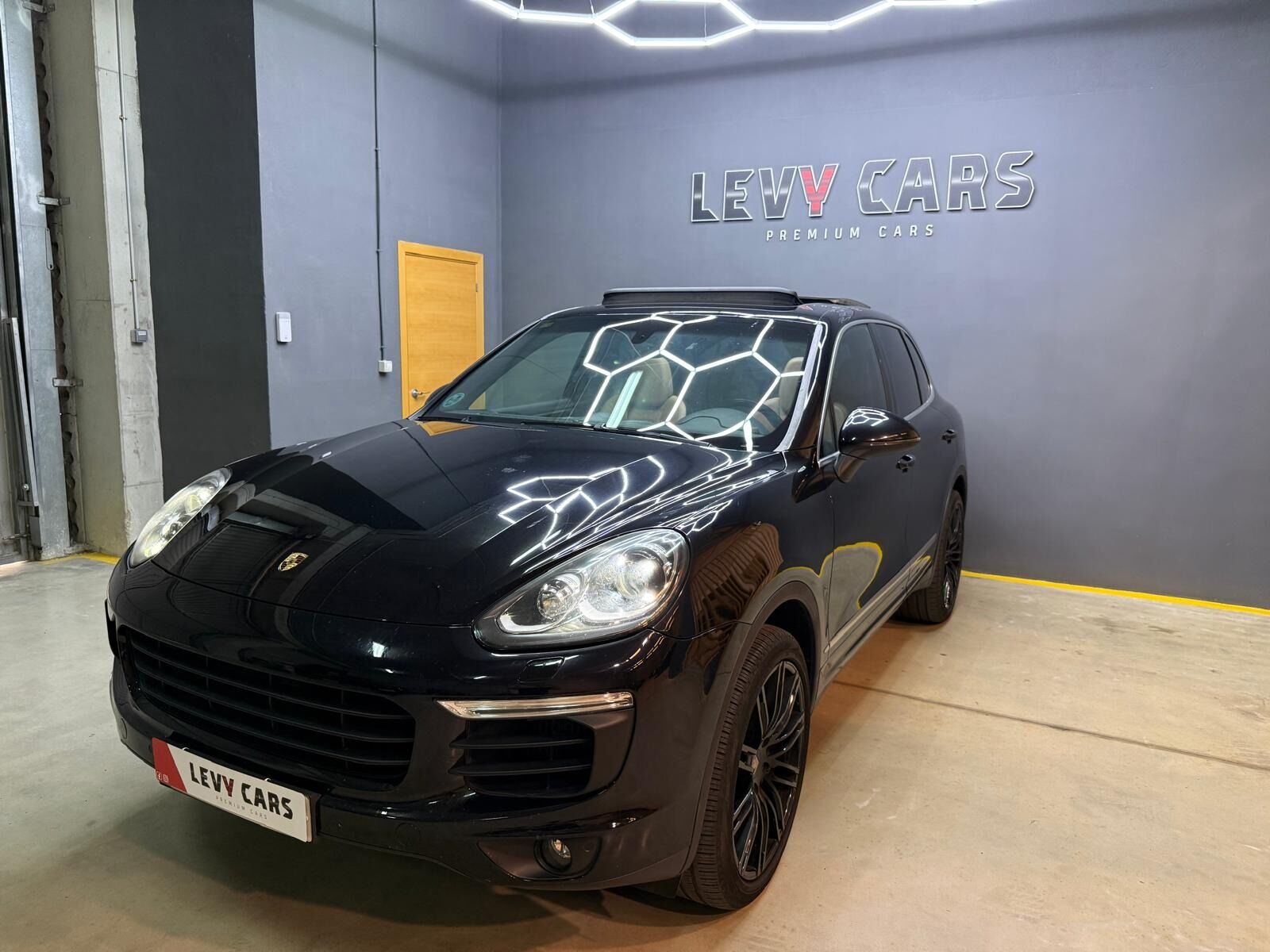 PORSCHE Cayenne (Diesel) en Valencia