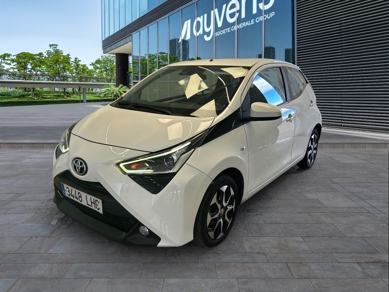TOYOTA Aygo (1.0 70 x-play 53 kW (72 CV)) en Madrid