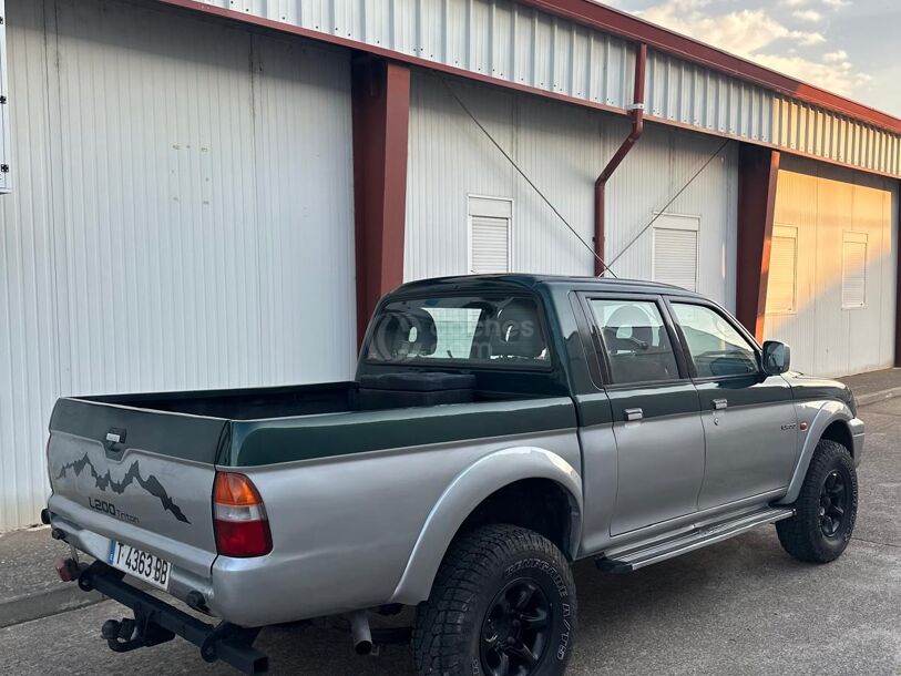 Foto del MITSUBISHI L200 DCb. 4x4 GLX Plus