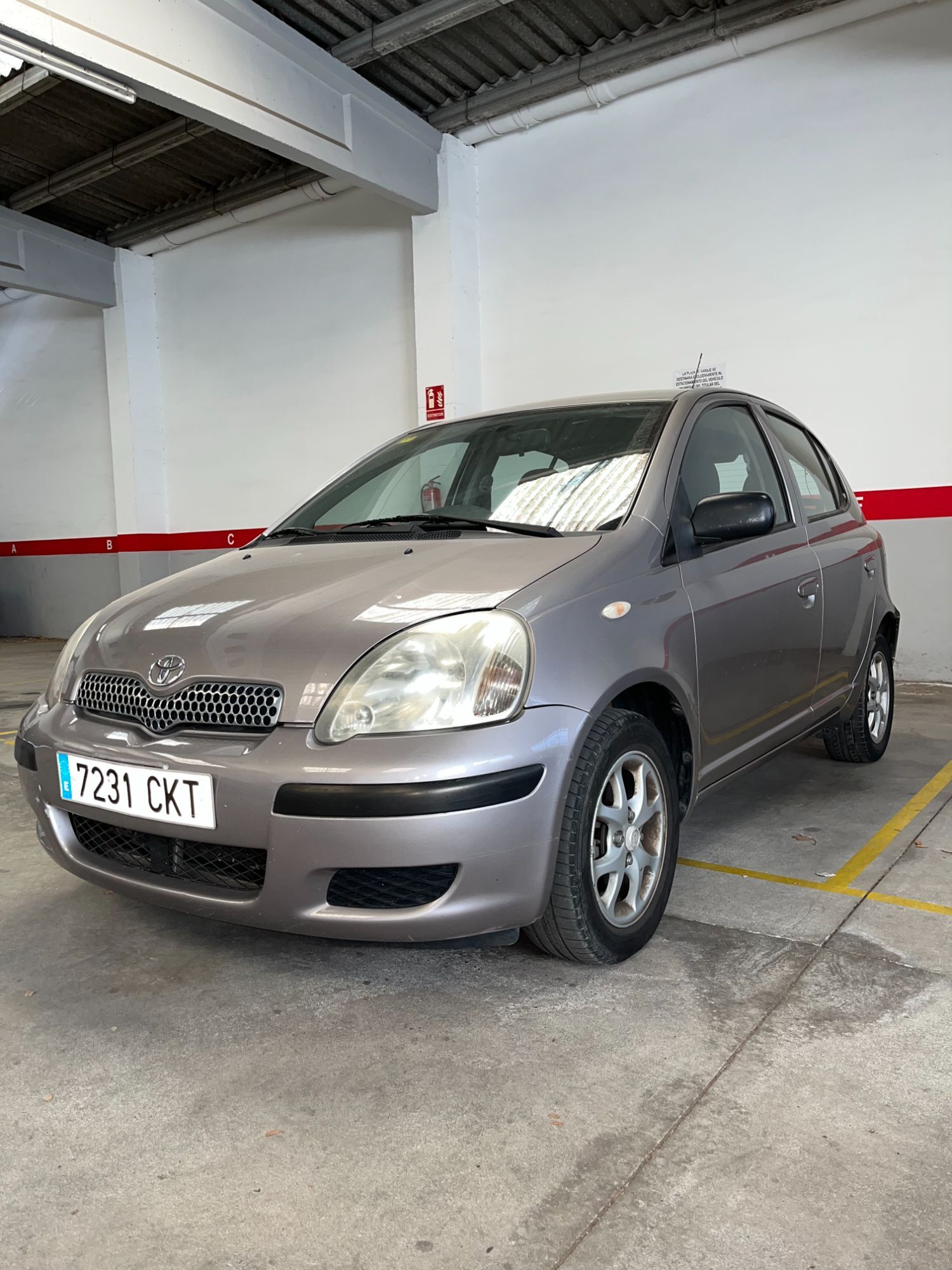 Foto del TOYOTA Yaris 1.4D4-D Luna