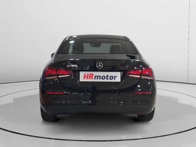 Foto del MERCEDES Clase A A 180 Sedán 7G-DCT