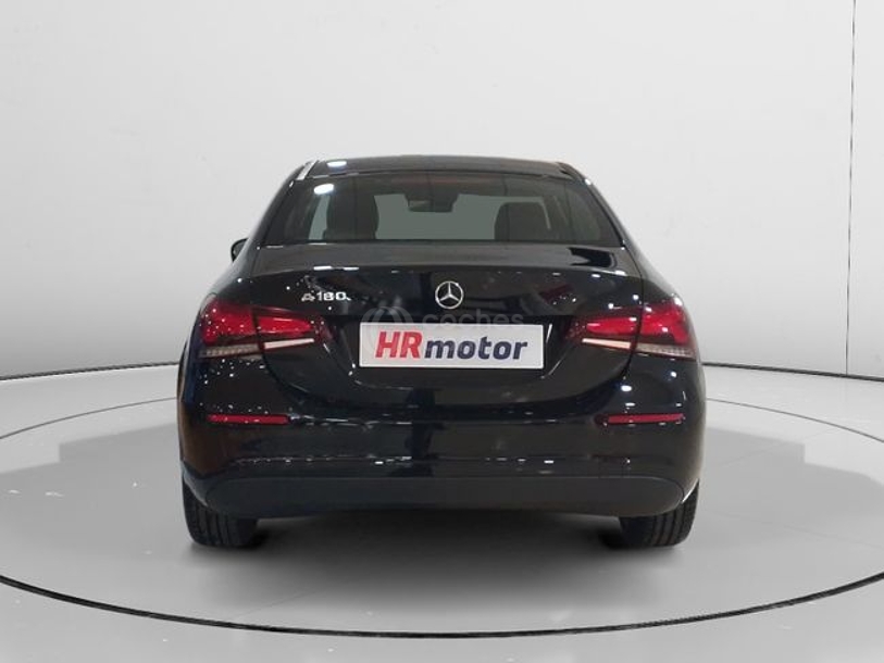Foto del MERCEDES Clase A A 180 Sedán 7G-DCT
