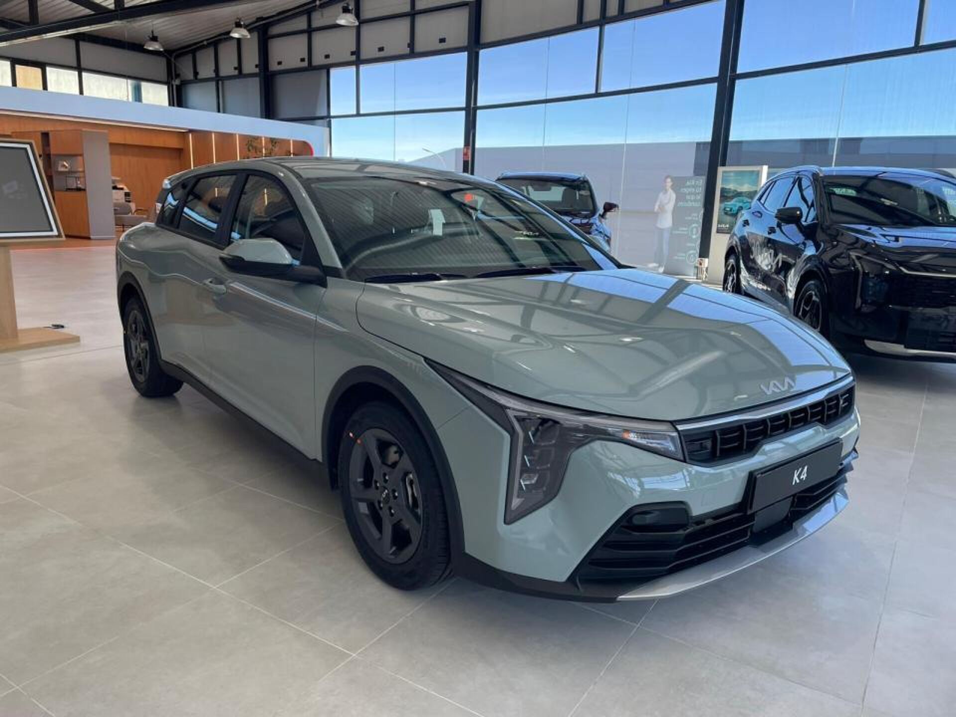 Imagen 2 de KIA K4