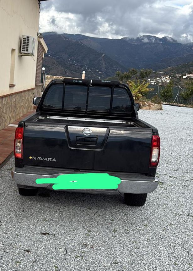 Foto del NISSAN Navara 2.5dCi FE DCb. 4x4