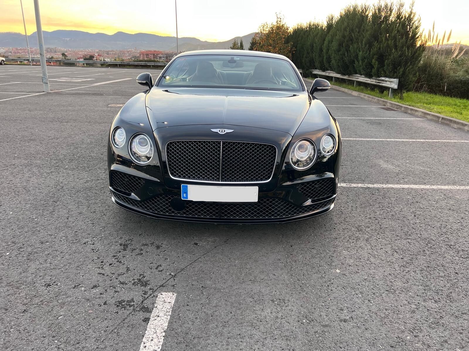 BENTLEY Continental (GT) en Cádiz