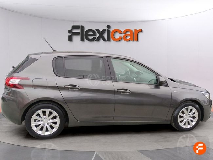 Foto del PEUGEOT 308 1.2 PureTech S&S Style 130