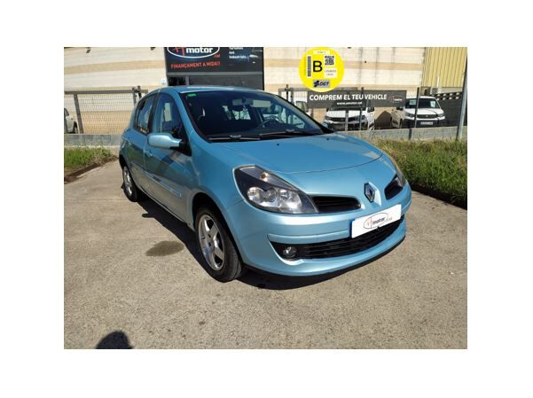 RENAULT Clio (1.5 D 86 CV 5P) en Girona
