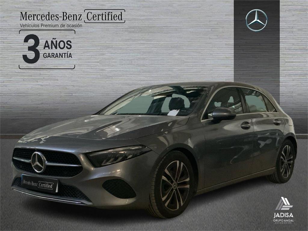 MERCEDES Clase A (A 180) en Jaén