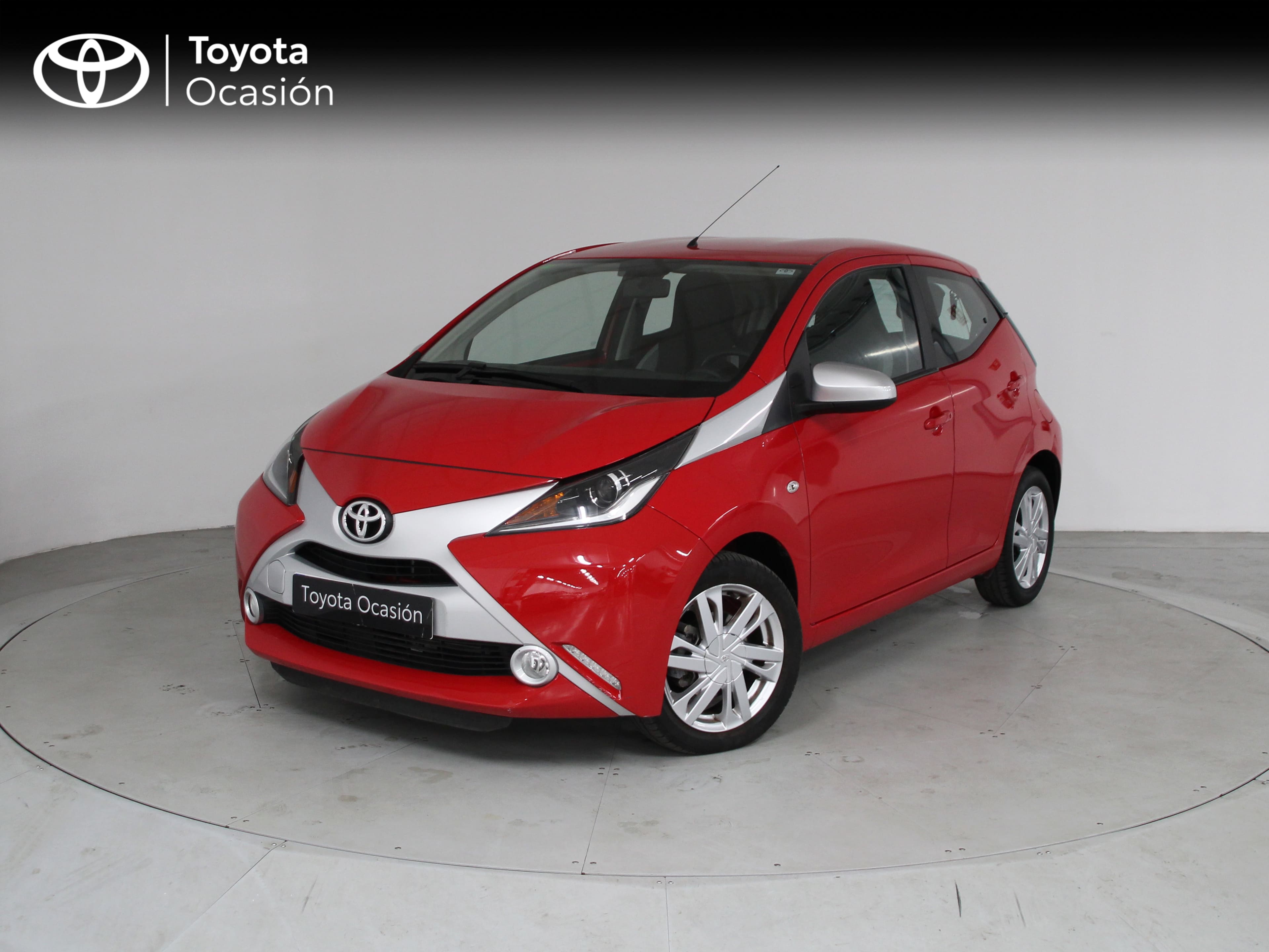 TOYOTA Aygo (1.0 70 x-play) en Barcelona