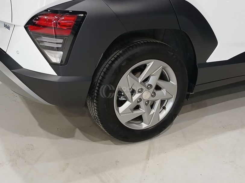 Foto del HYUNDAI Kona 1.0 TGDI 48V Tecno 4x2
