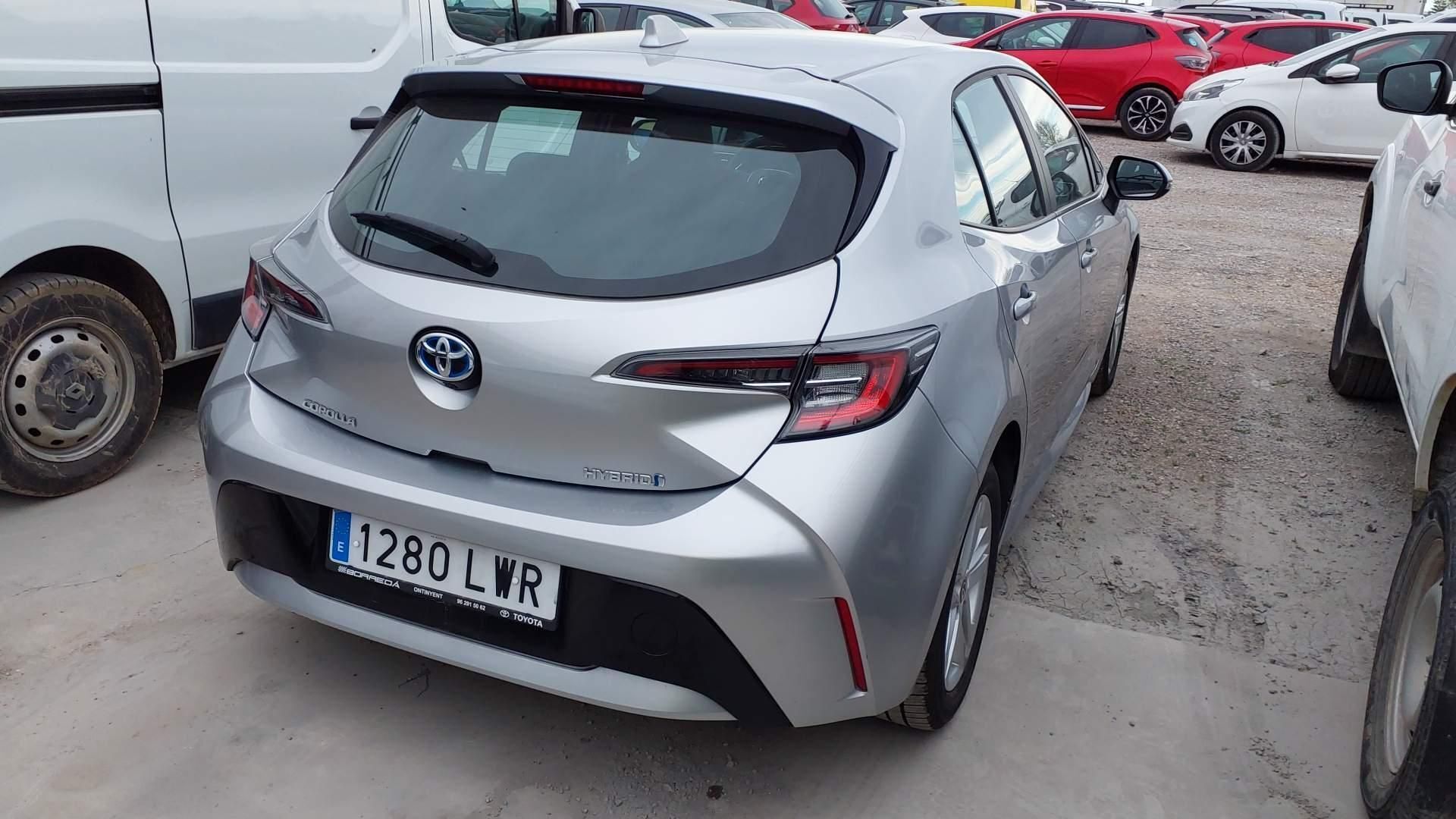 Foto del TOYOTA Corolla Sedán 125H Business Plus